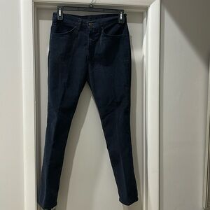 Vintage Levi’s 519 Navy Corduroy Jean Pants. Size W32 L29.